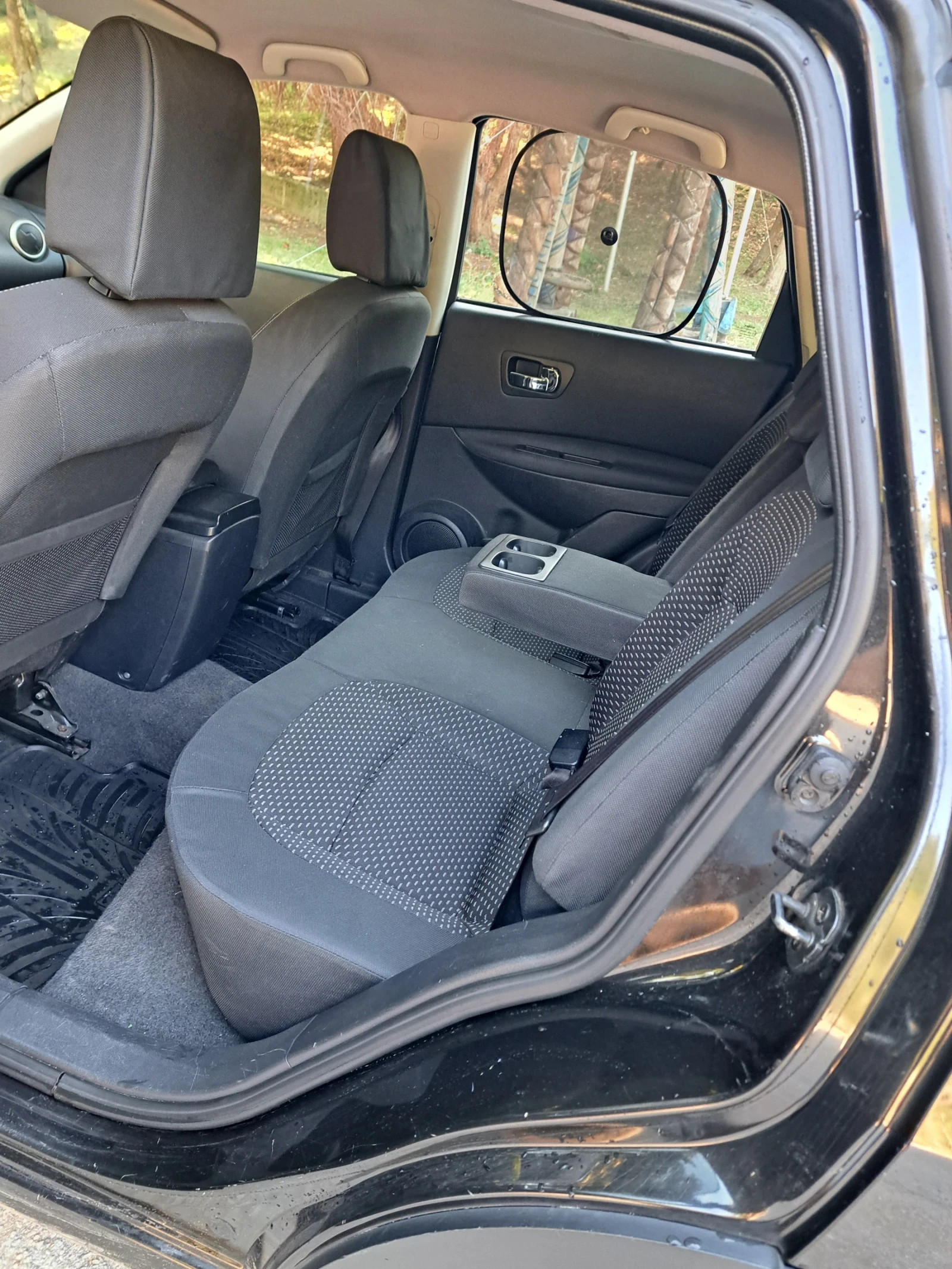 Nissan Qashqai, снимка 6 - Автомобили и джипове - 56167812