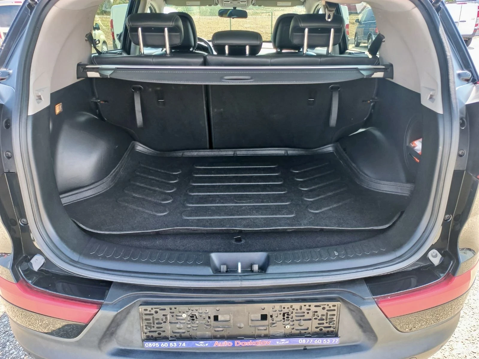Kia Sportage 1.7 CRDI, снимка 14 - Автомобили и джипове - 56616942