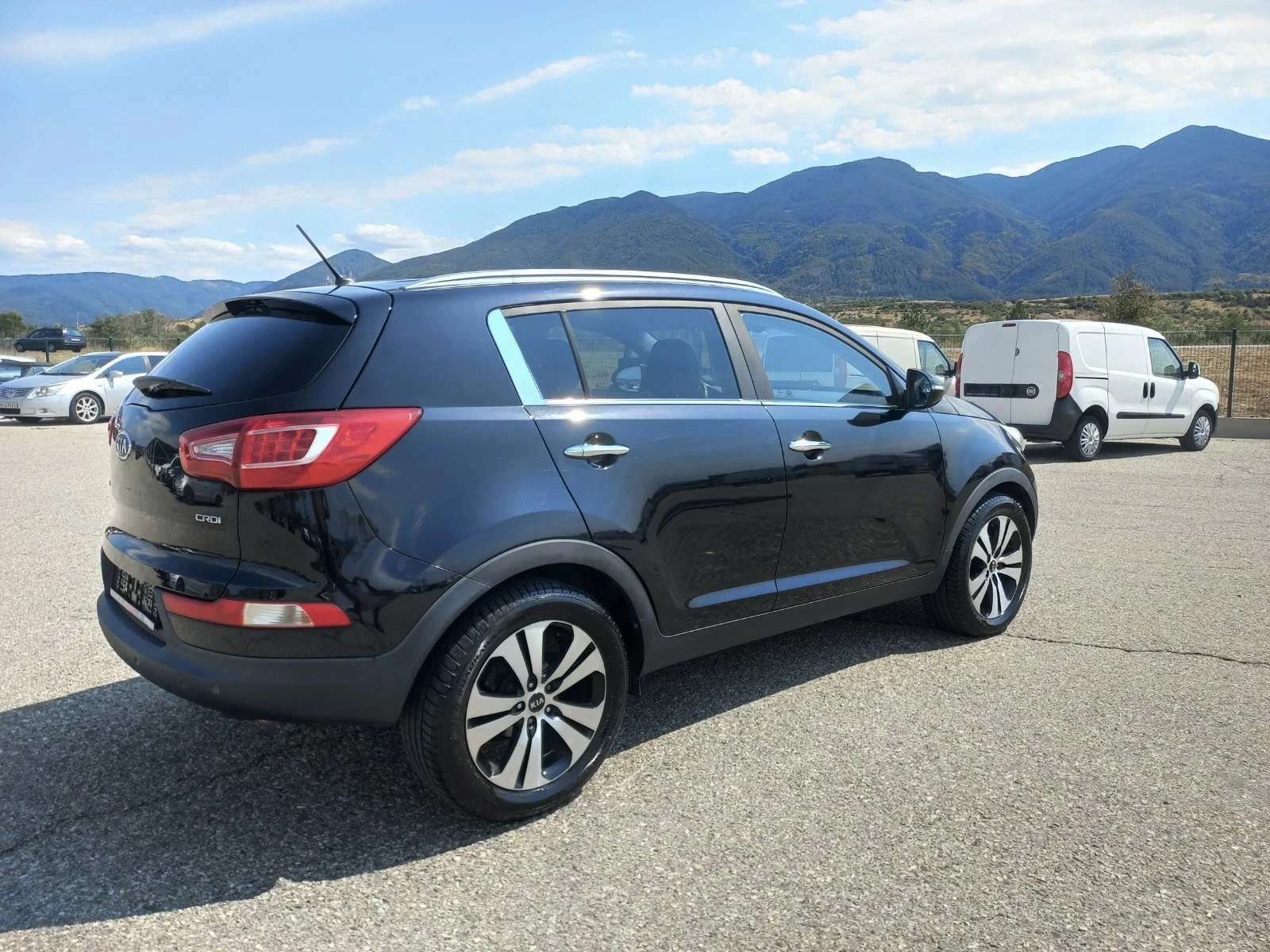 Kia Sportage 1.7 CRDI, снимка 6 - Автомобили и джипове - 56616942