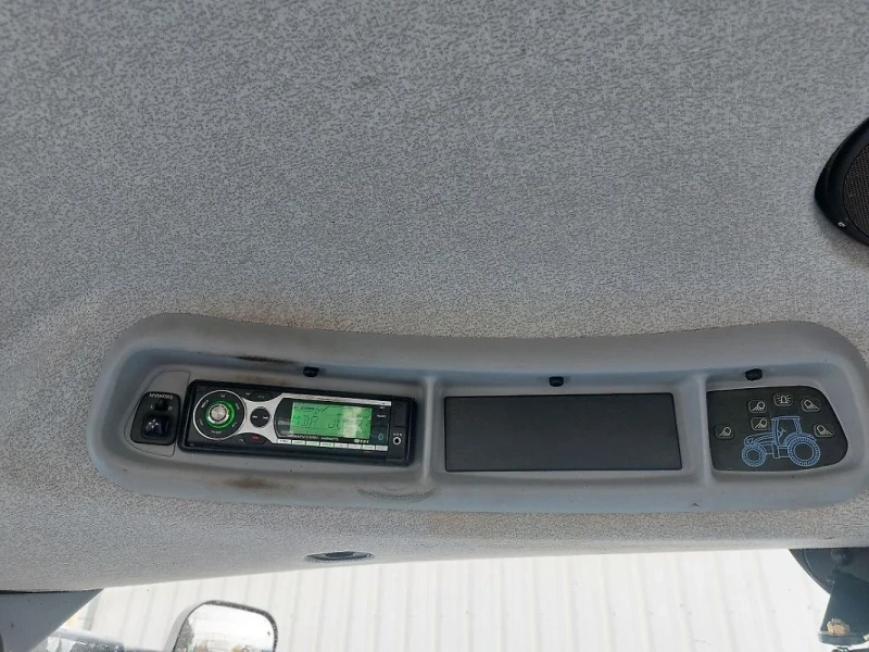 Трактор New Holland Т 70 50, снимка 8 - Селскостопанска техника - 53409189