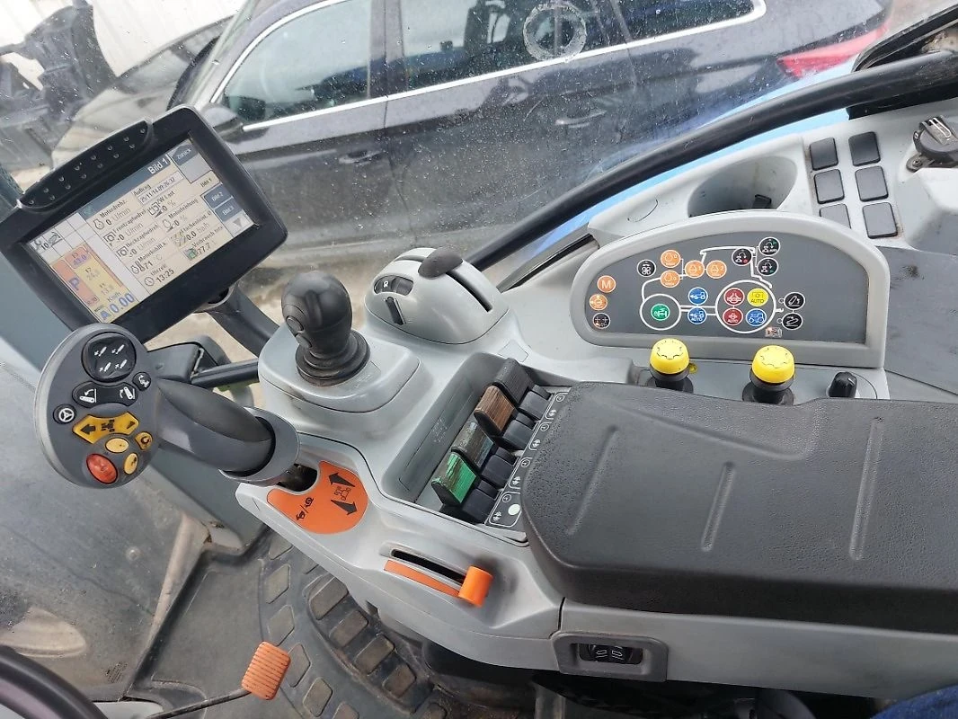 Трактор New Holland Т 70 50 - изображение 7