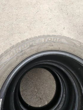 Гуми Зимни 255/55R20, снимка 4 - Гуми и джанти - 52297169
