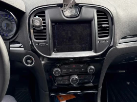 Chrysler 300c * 300S * CARFAX * ОПЦИЯ ЗА ФИНАНСИРАНЕ, снимка 9