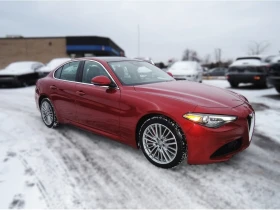 Alfa Romeo Giulia * 4dr Sdn Ti AWD| 8 PNEUS * CARFAX * ЦЕНА ДО БГ, снимка 1