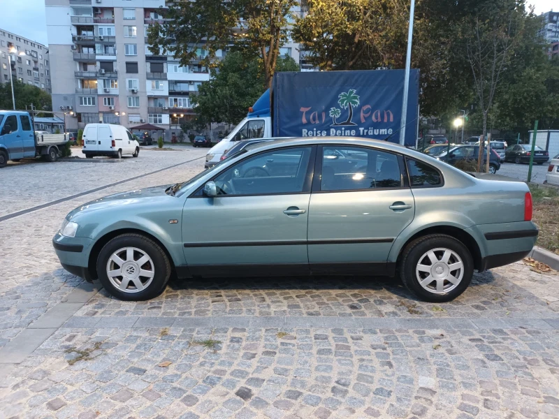 VW Passat 1.6 бензин перфектен , снимка 2 - Автомобили и джипове - 47358050