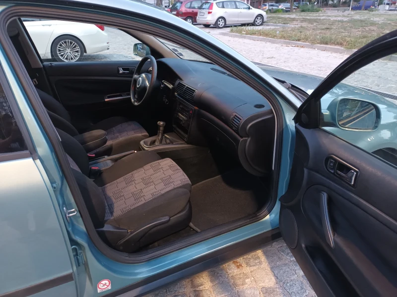 VW Passat 1.6 бензин перфектен , снимка 17 - Автомобили и джипове - 47358050