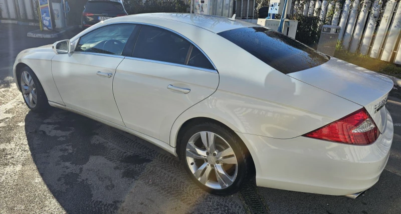 Mercedes-Benz CLS 320, снимка 3 - Автомобили и джипове - 48390246