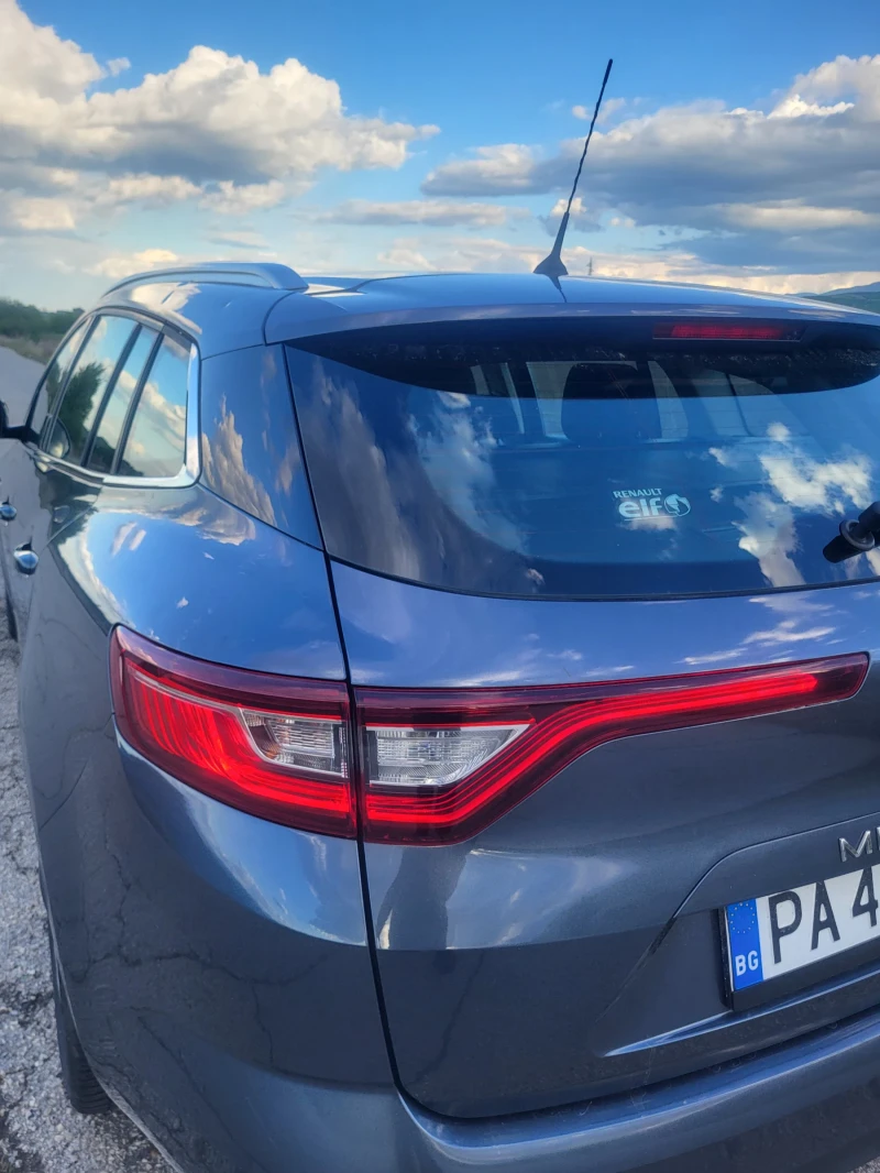 Renault Megane 1.5 dci, снимка 7 - Автомобили и джипове - 48475380