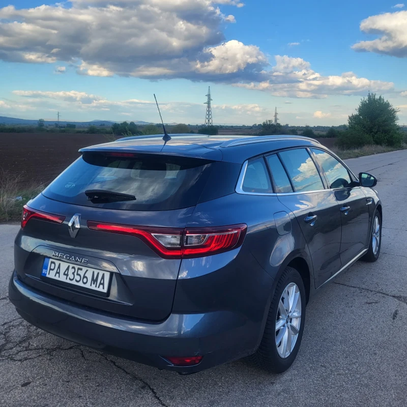 Renault Megane 1.5 dci, снимка 5 - Автомобили и джипове - 48475380