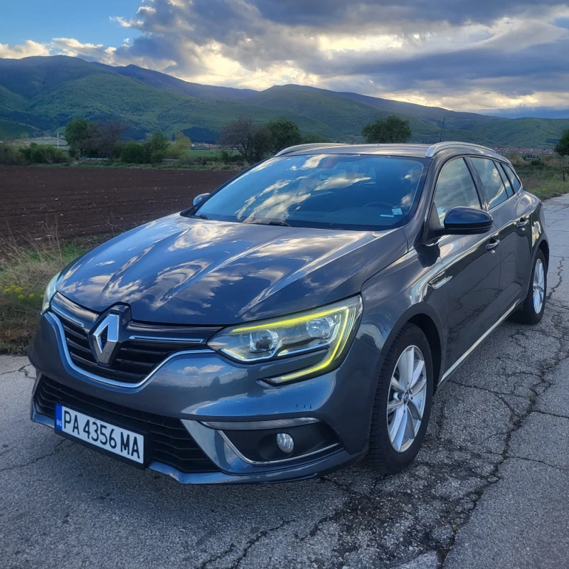 Renault Megane 1.5 dci, снимка 2 - Автомобили и джипове - 48475380