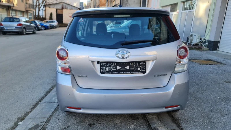 Toyota Verso 1.6 ГАЗ.ИНЖ. като нова, снимка 5 - Автомобили и джипове - 48600989