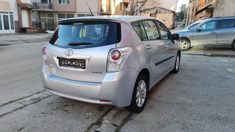 Toyota Verso 1.6 ГАЗ.ИНЖ. като нова, снимка 3 - Автомобили и джипове - 48600989