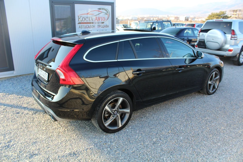 Volvo V60 КАТО НОВ, снимка 3 - Автомобили и джипове - 48867892