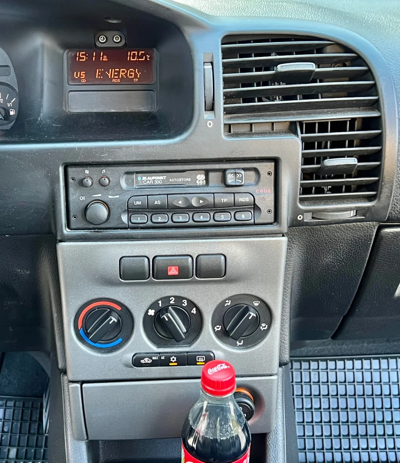 Opel Zafira 1.6 6+ 1 2005г, снимка 12 - Автомобили и джипове - 52705441