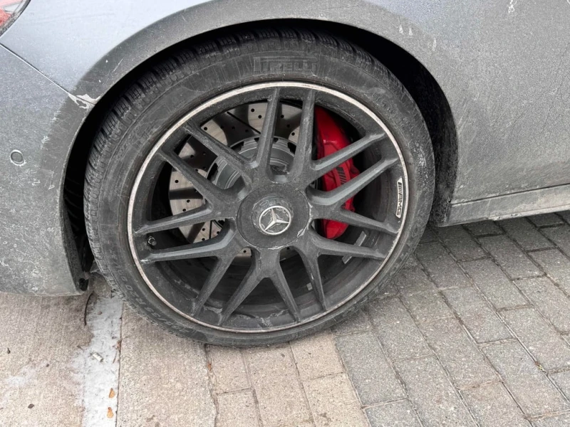 Mercedes-Benz E 63 AMG * CARFAX * БЕЗ ПЪРВОНАЧАЛНА ВНОСКА, снимка 7 - Автомобили и джипове - 52874740