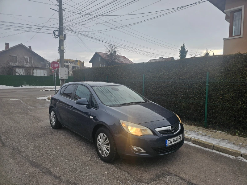 Opel Astra Гаражна-климатр, снимка 8 - Автомобили и джипове - 53064508