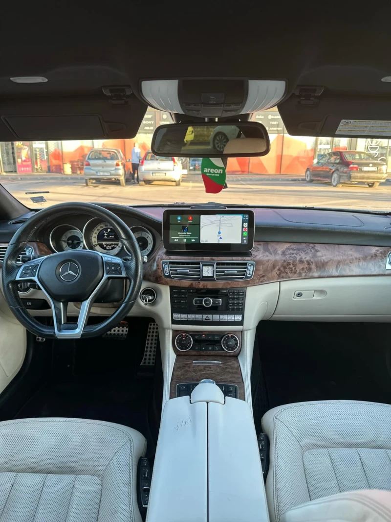 Mercedes-Benz CLS 350 AMG-LINE , снимка 9 - Автомобили и джипове - 53217833