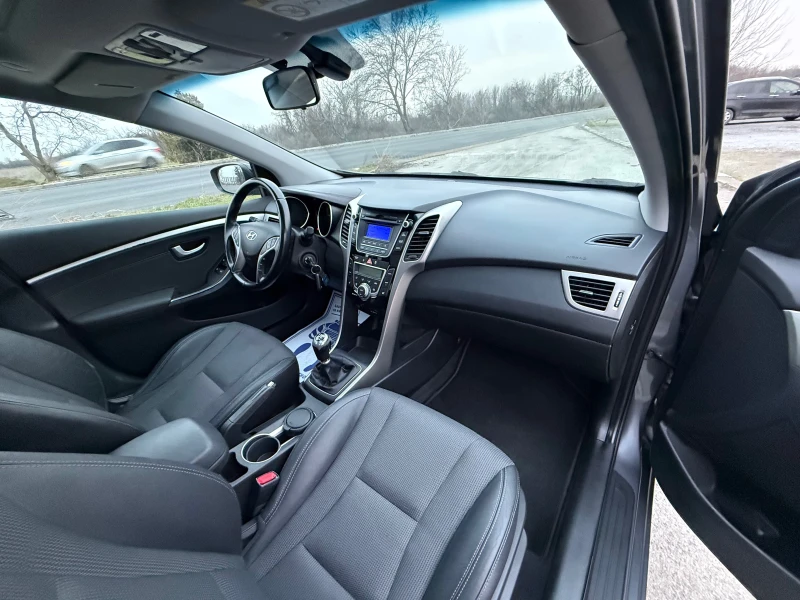 Hyundai I30 FACELIFT PANORAMA ШВЕЙЦАРИЯ, снимка 9 - Автомобили и джипове - 53449239