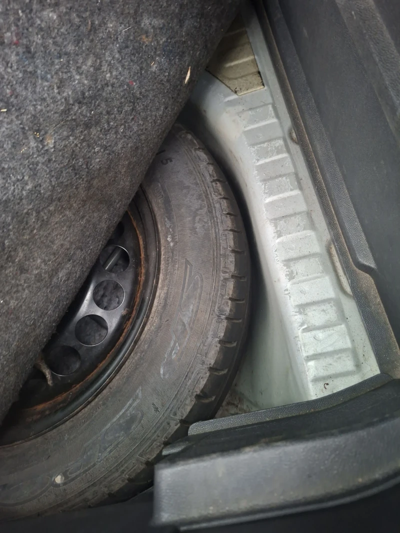 Opel Corsa, снимка 15 - Автомобили и джипове - 53465364