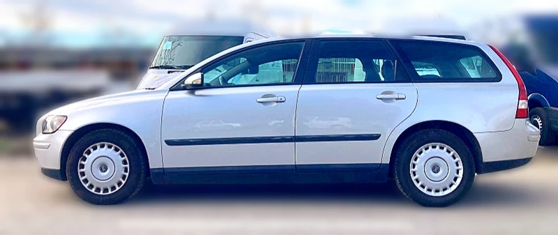 Volvo V50, снимка 7 - Автомобили и джипове - 47466910