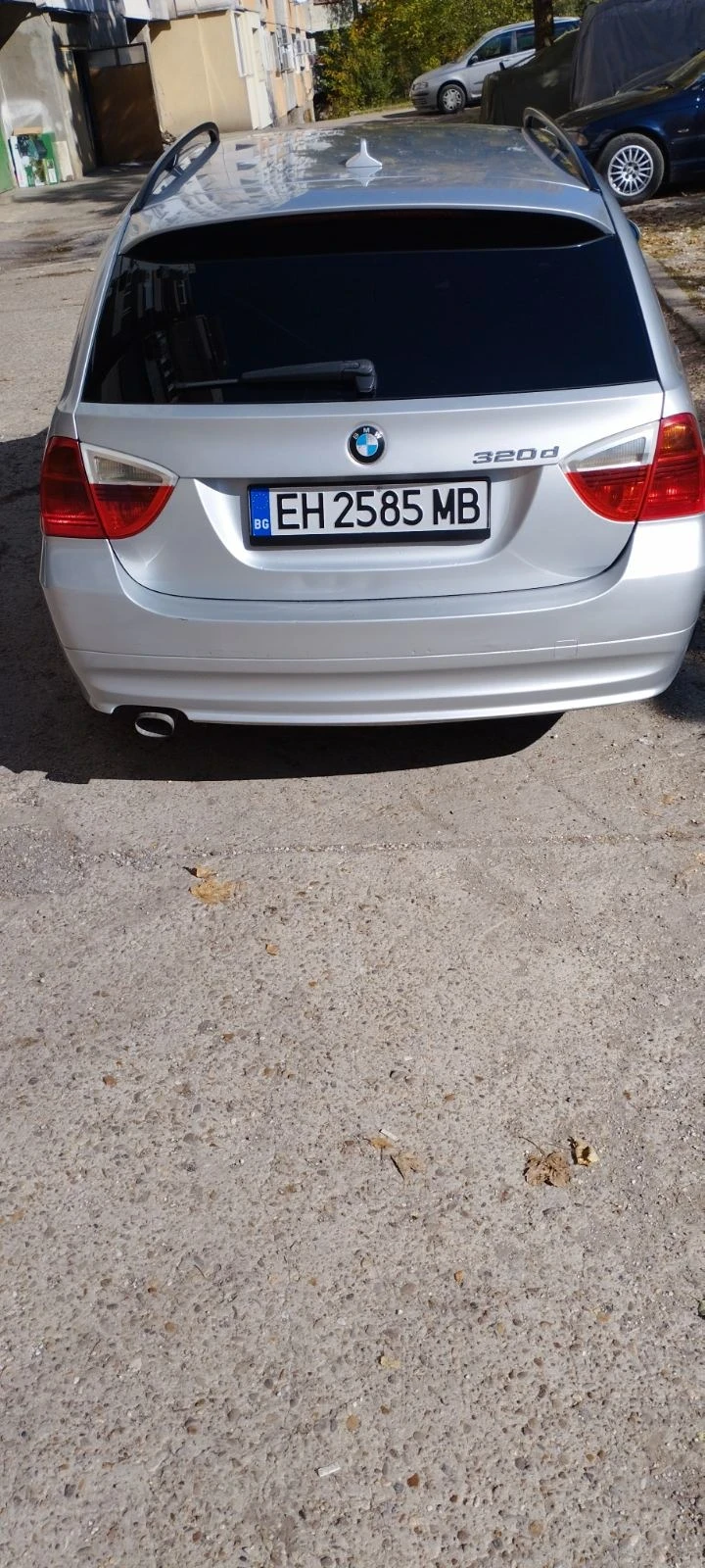 BMW 320, снимка 4 - Автомобили и джипове - 52388582