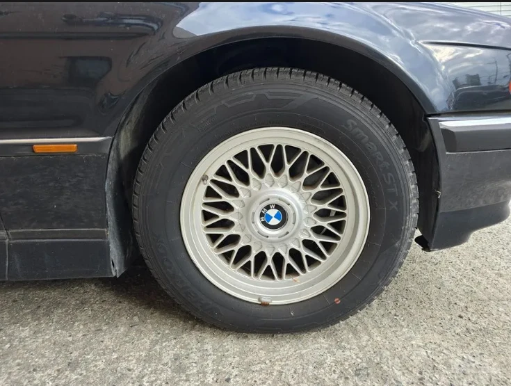 BMW 740 iL * M-Package* * HeadUp* AвтоКредит* (ЦЕНА ДО БГ) - изображение 5