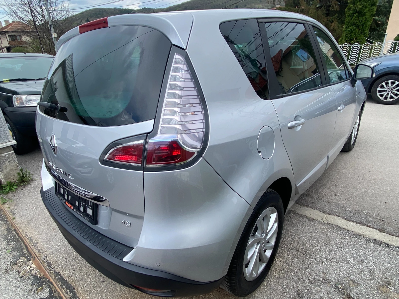 Renault Scenic 1.5D-LED-NAVI-AUTOMAT-PDC-EURO6B-KAMERA-FACE-2015g - изображение 6