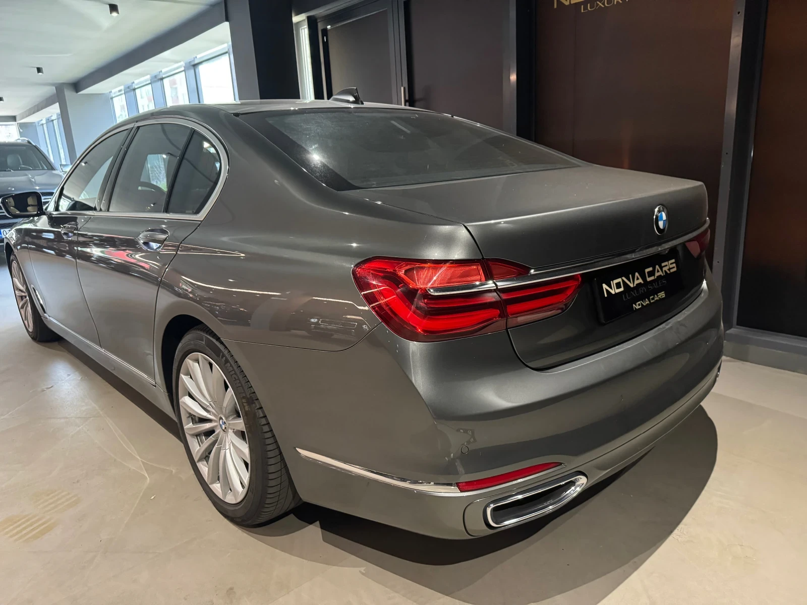 BMW 740 d xDrive  - изображение 4
