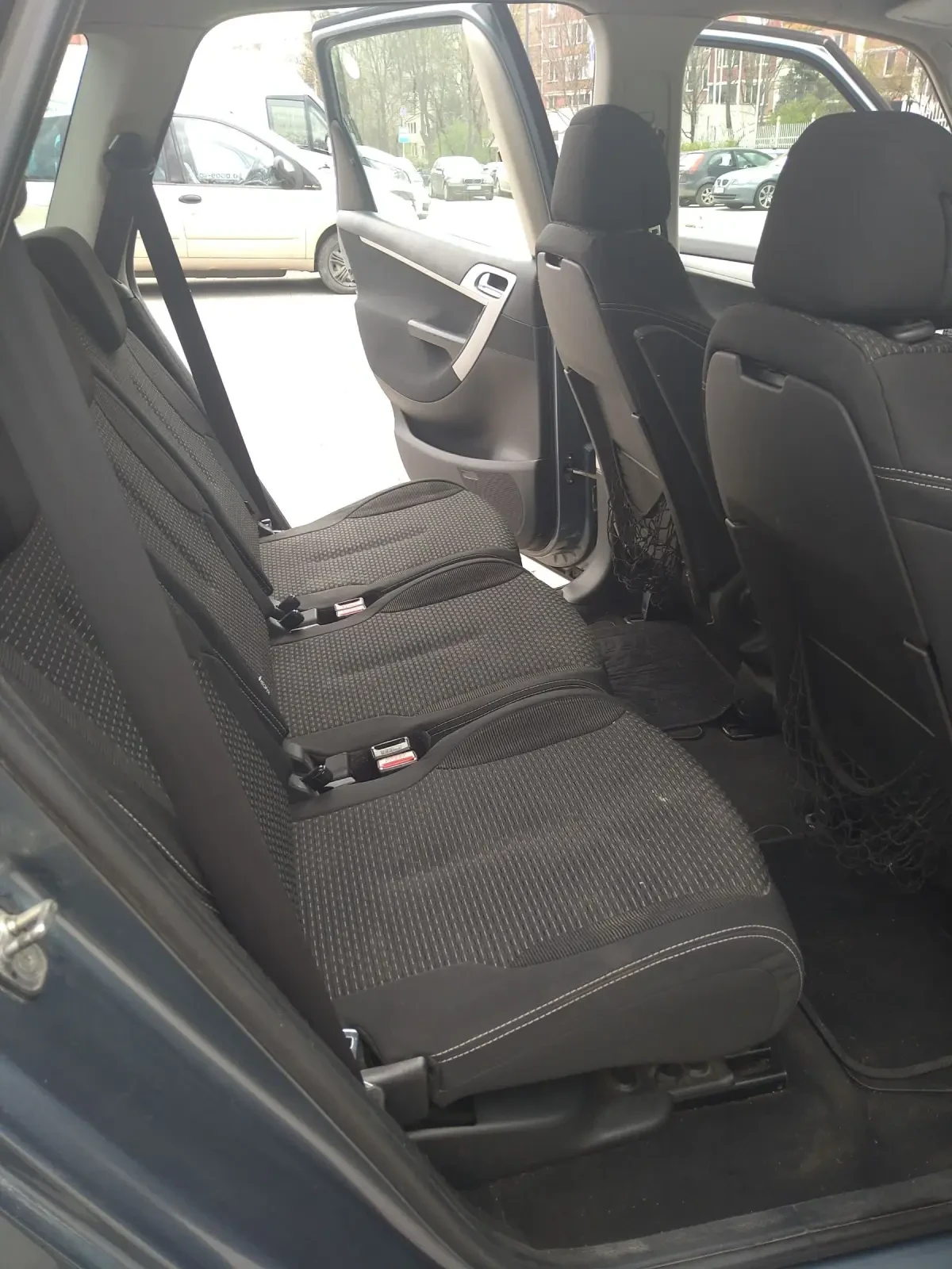 Citroen C4 Picasso 1.6 HDI - изображение 3