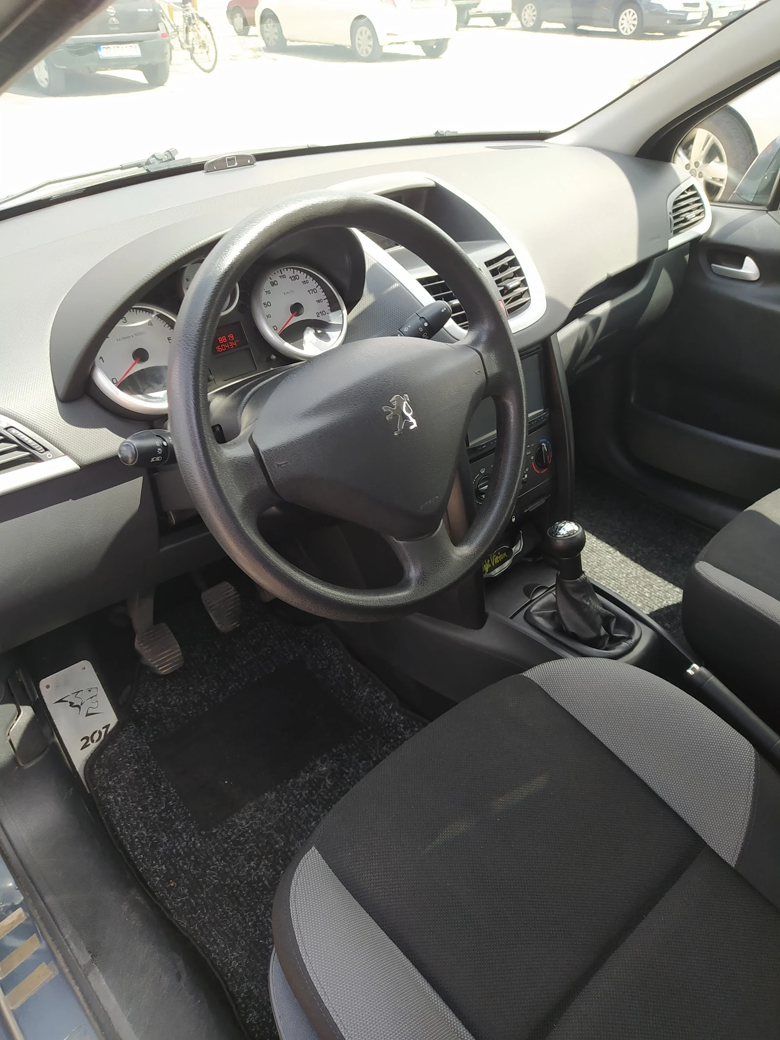 Peugeot 207  - изображение 9