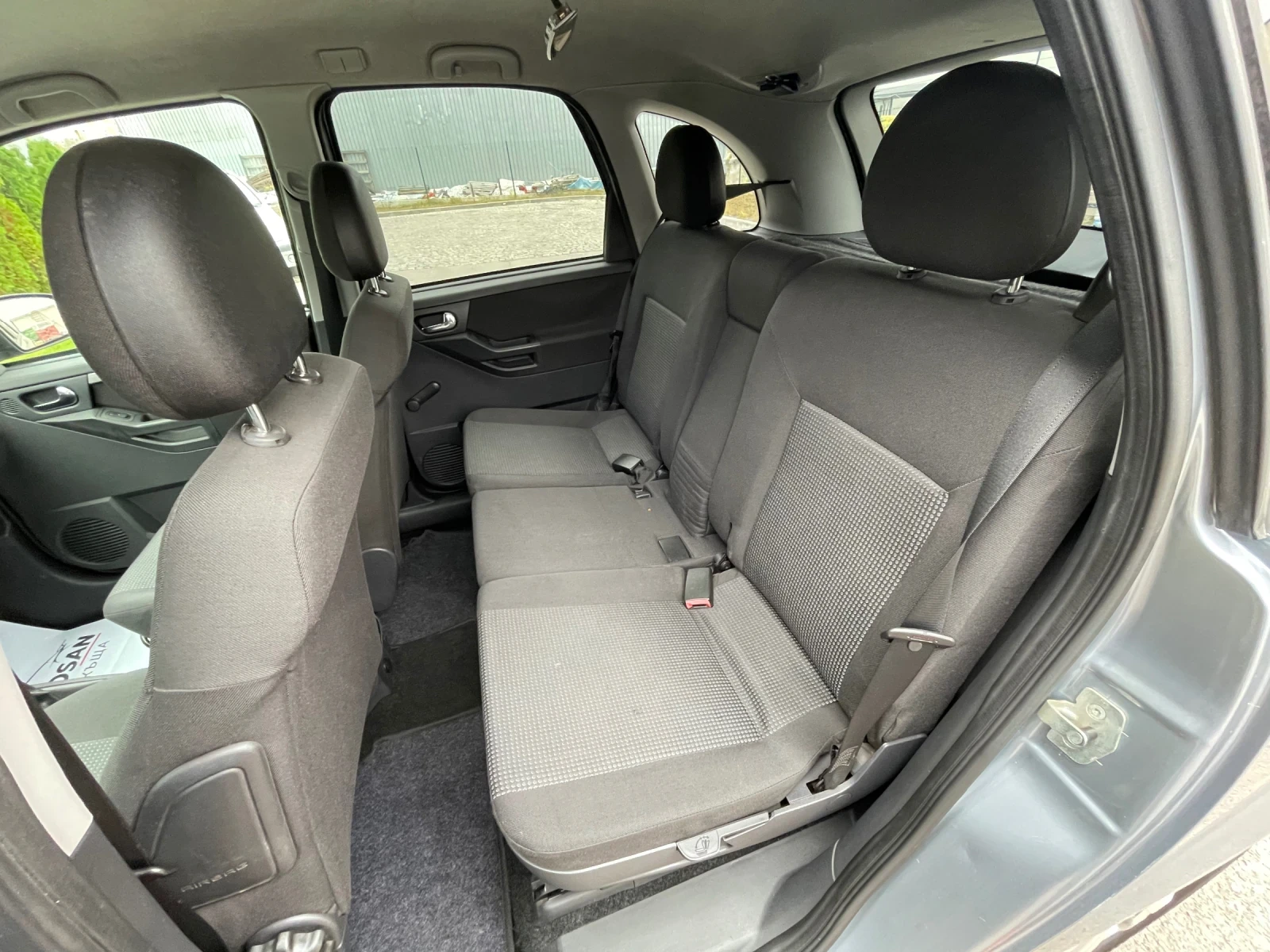 Opel Meriva 1.6 Бензин 2007 Година  - изображение 10