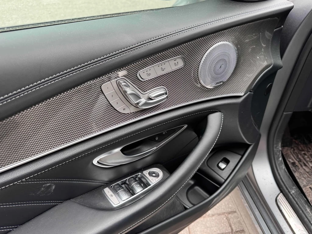 Mercedes-Benz E 63 AMG * CARFAX * ��� ������������ ������ | Mobile.bg � ����������� 12