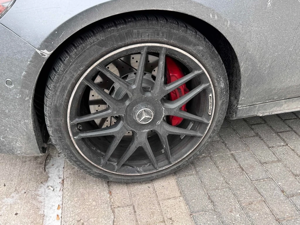 Mercedes-Benz E 63 AMG * CARFAX * БЕЗ ПЪРВОНАЧАЛНА ВНОСКА - изображение 7