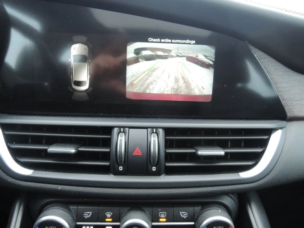 Alfa Romeo Giulia * 4dr Sdn Ti AWD| 8 PNEUS * CARFAX * ���� �� �� | Mobile.bg � ����������� 11