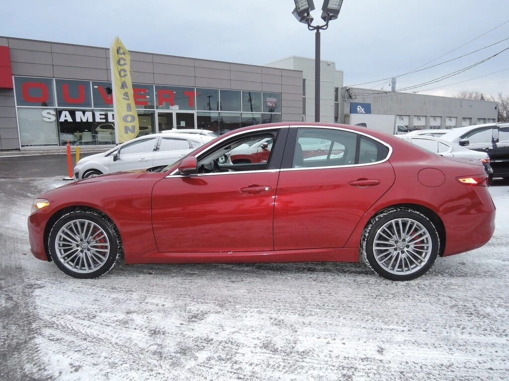 Alfa Romeo Giulia * 4dr Sdn Ti AWD| 8 PNEUS * CARFAX * ЦЕНА ДО БГ - изображение 4