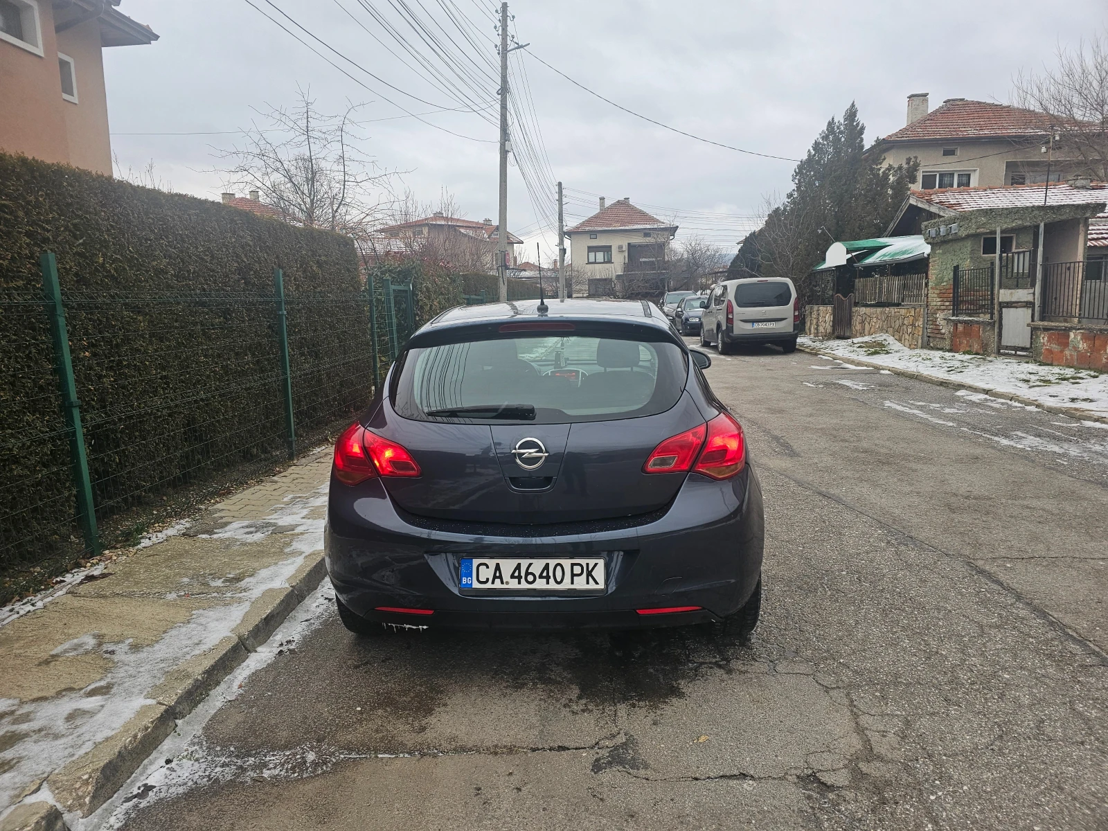 Opel Astra Гаражна-климатр - изображение 5
