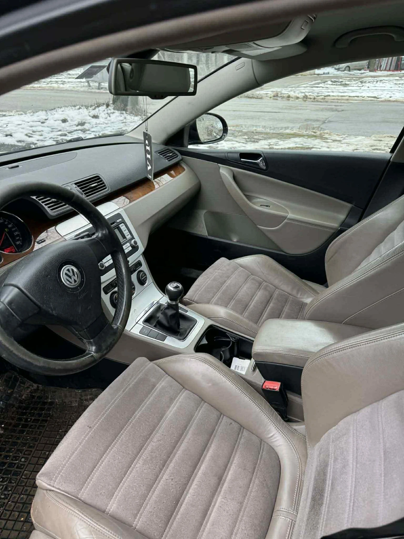 VW Passat 2.0/140/4x4 | Mobile.bg � ����������� 12