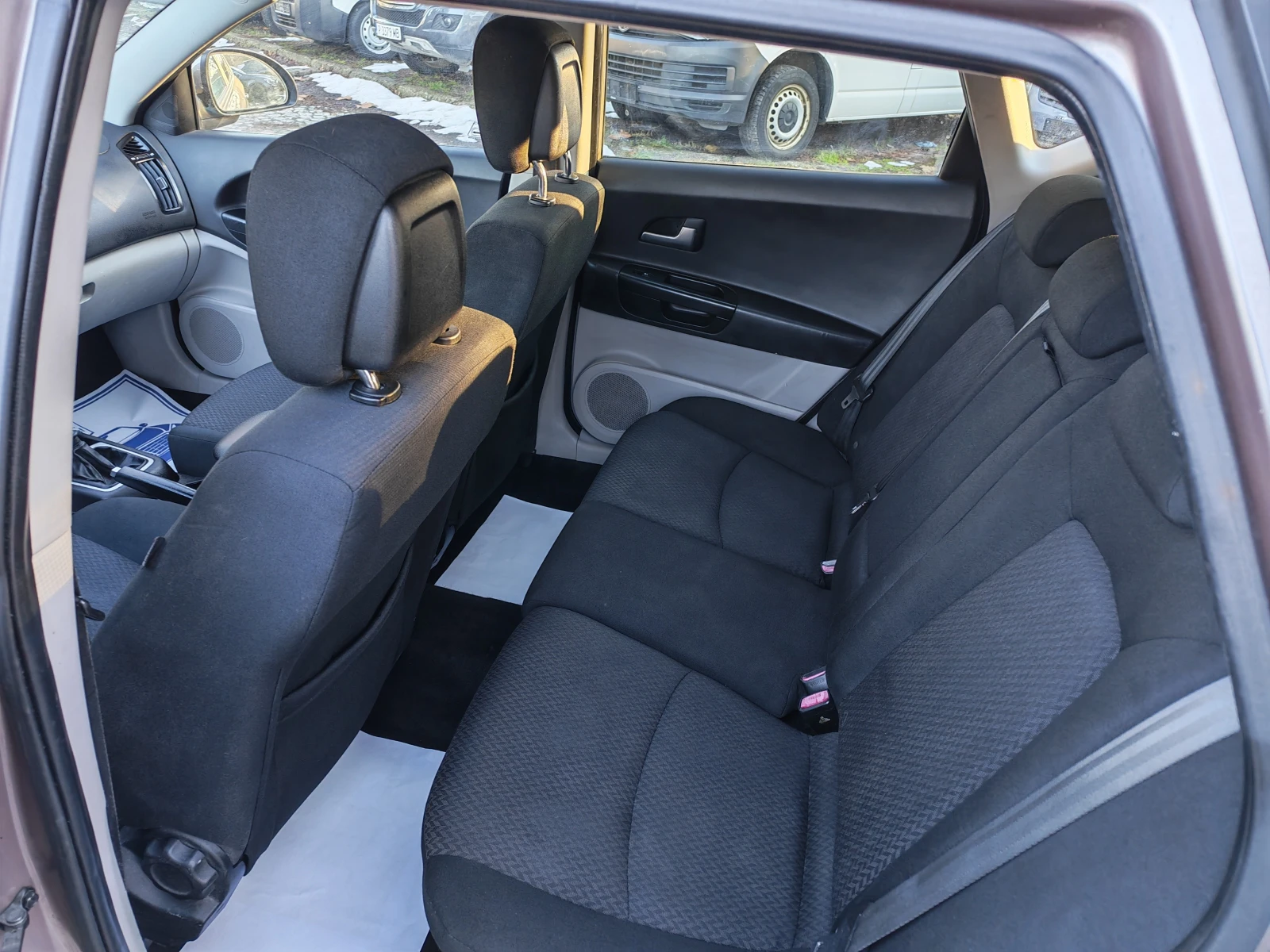 Kia Ceed 1.6i-127к.с.-КЛИАМТРОНИК - изображение 10