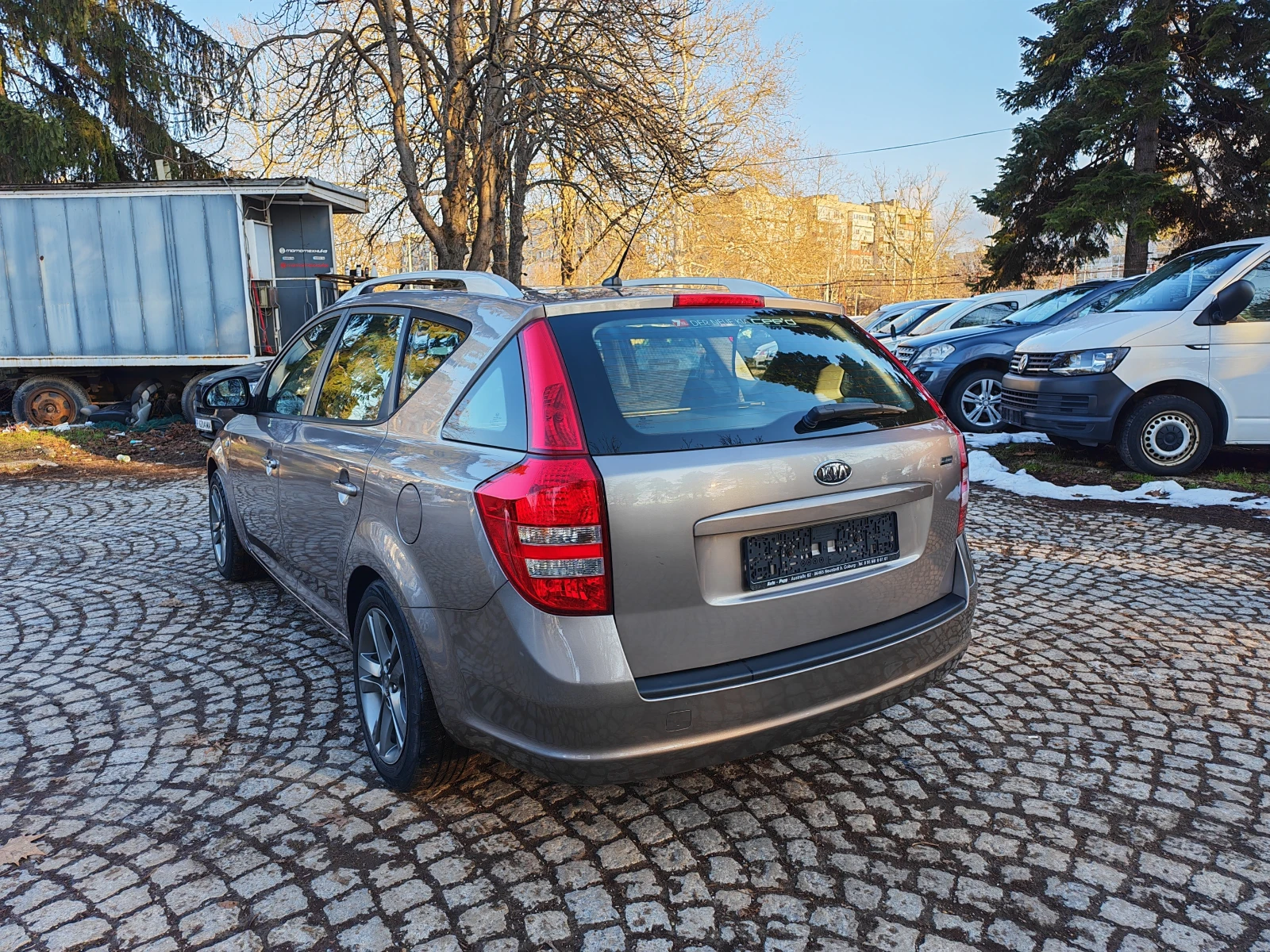 Kia Ceed 1.6i-127к.с.-КЛИАМТРОНИК - изображение 7