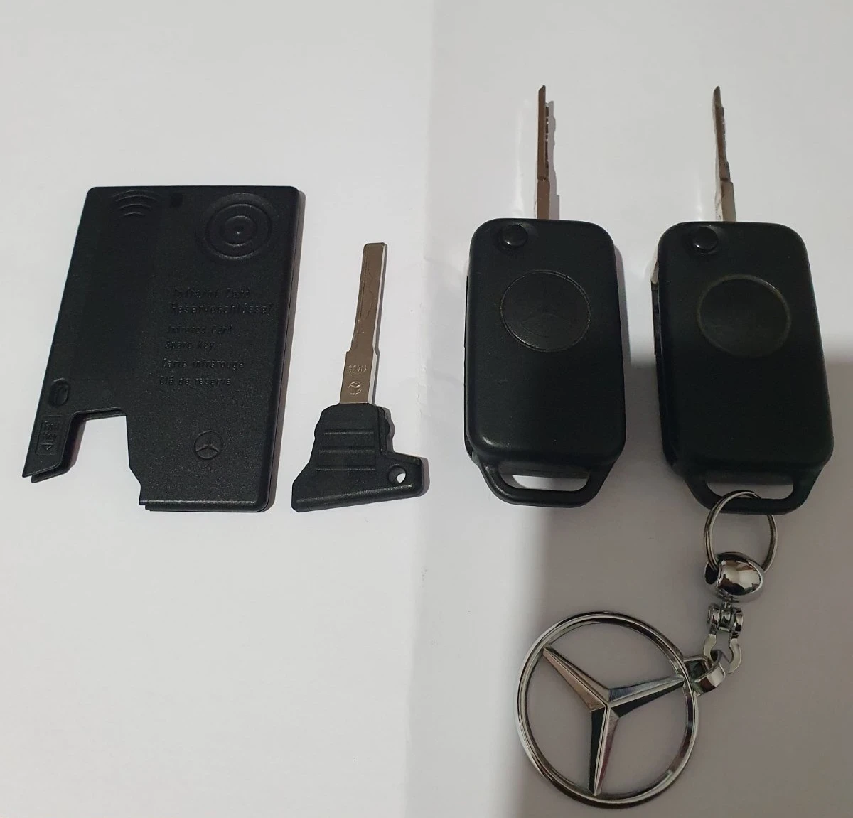 Mercedes-Benz C 200 Kompressor , снимка 2 - Автомобили и джипове - 53990572