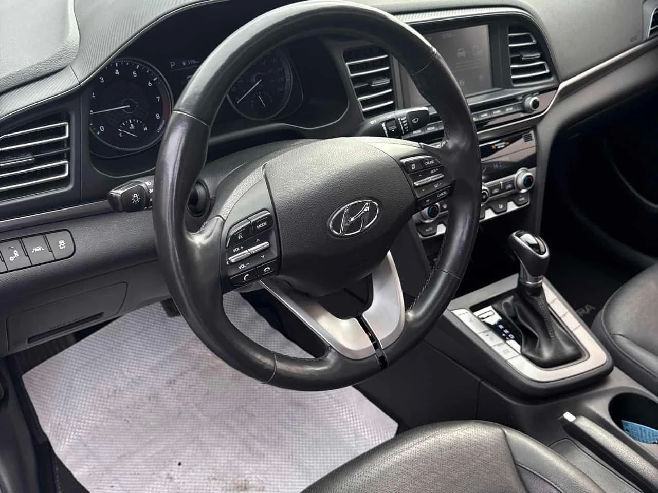 Hyundai Elantra * Luxury * CARFAX * ЦЕНА ДО БГ, снимка 5 - Автомобили и джипове - 54044416