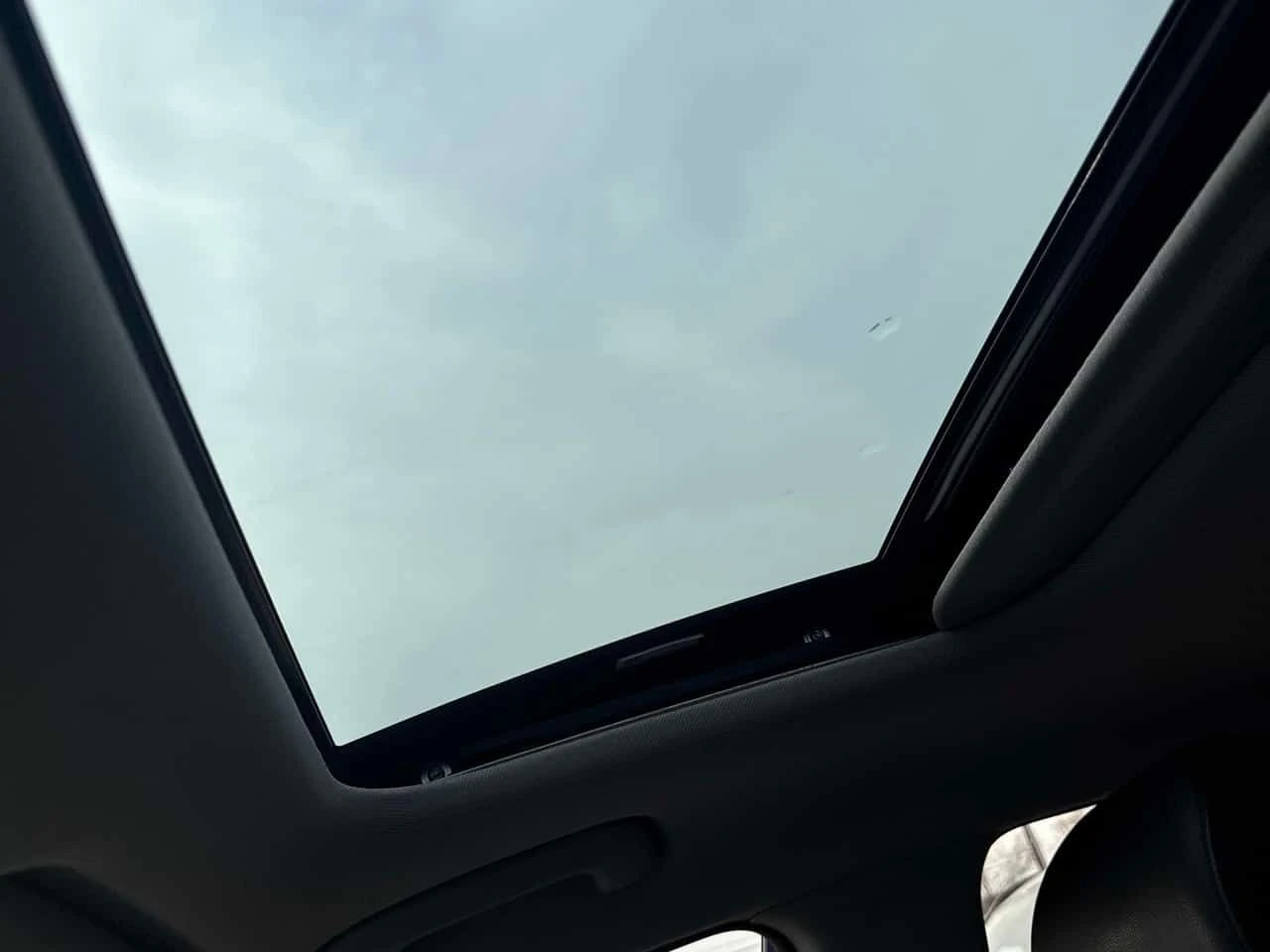 Hyundai Elantra * Luxury * CARFAX * ЦЕНА ДО БГ, снимка 10 - Автомобили и джипове - 54044416