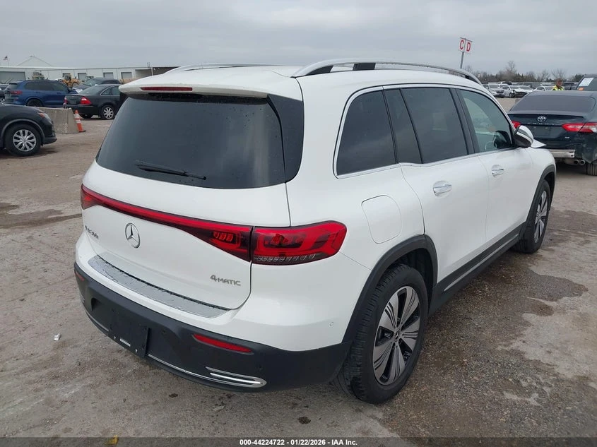 Mercedes-Benz EQB 300 Suv 4Matic, снимка 4 - Автомобили и джипове - 54141037