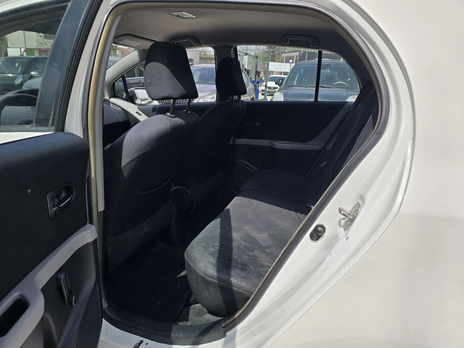 Toyota Yaris 1.0i 69�.� ����������� ����������  | Mobile.bg � ����������� 11