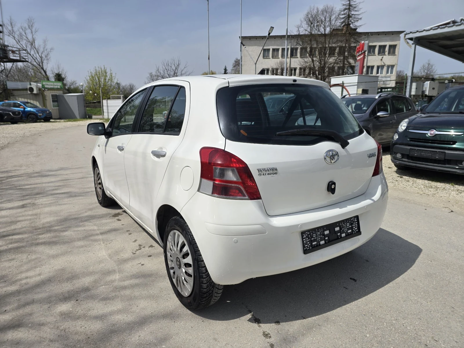 Toyota Yaris 1.0i 69�.� ����������� ����������  | Mobile.bg � ����������� 3