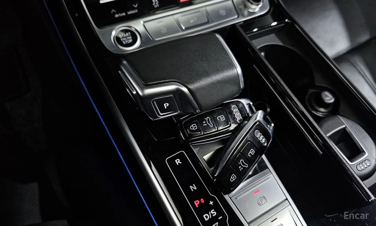 Audi A8 QUATRO LWB* ОБДУХ* МАСАЖИ* 360* HEADUP* МОНИТОРИ* , снимка 8 - Автомобили и джипове - 54482950