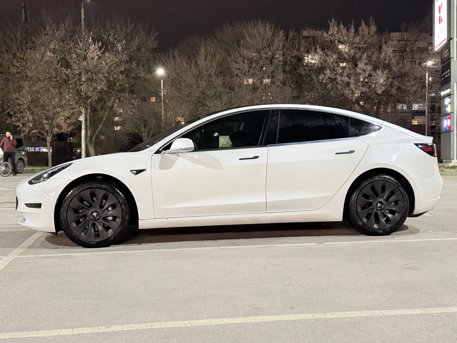 Tesla Model 3, снимка 6 - Автомобили и джипове - 54627589