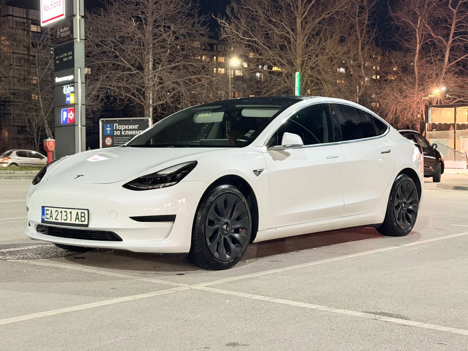 Tesla Model 3, снимка 5 - Автомобили и джипове - 54627589