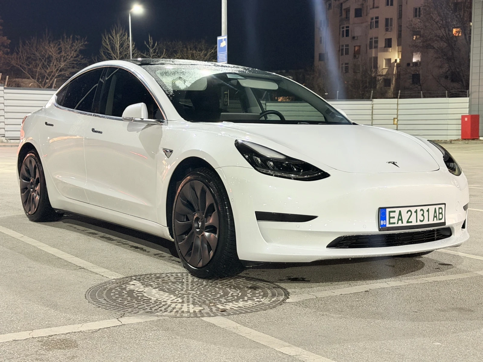 Tesla Model 3, снимка 2 - Автомобили и джипове - 54627589