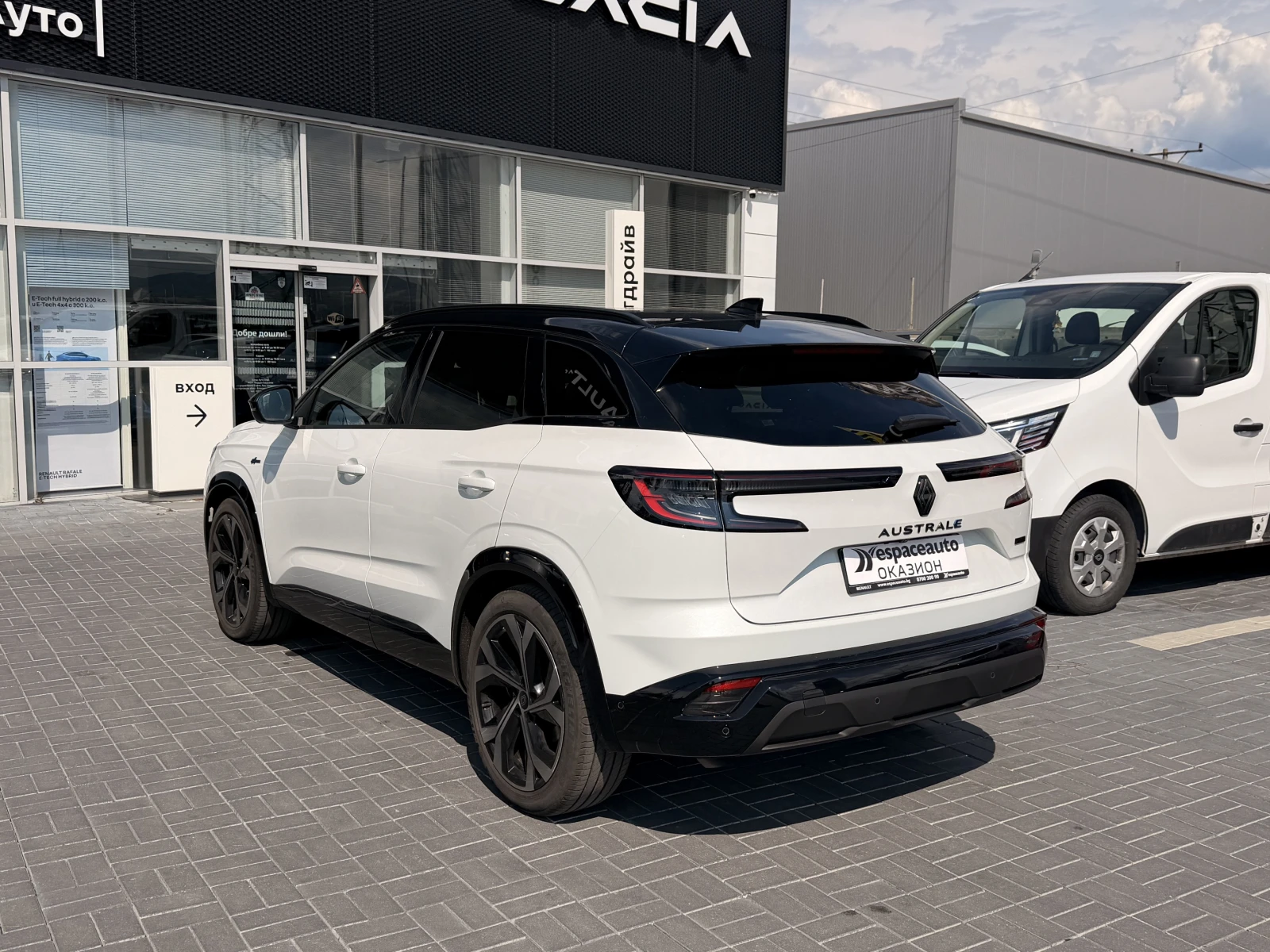 Renault Austral E-tech full hybrid 200 к.с.  , снимка 6 - Автомобили и джипове - 55086016